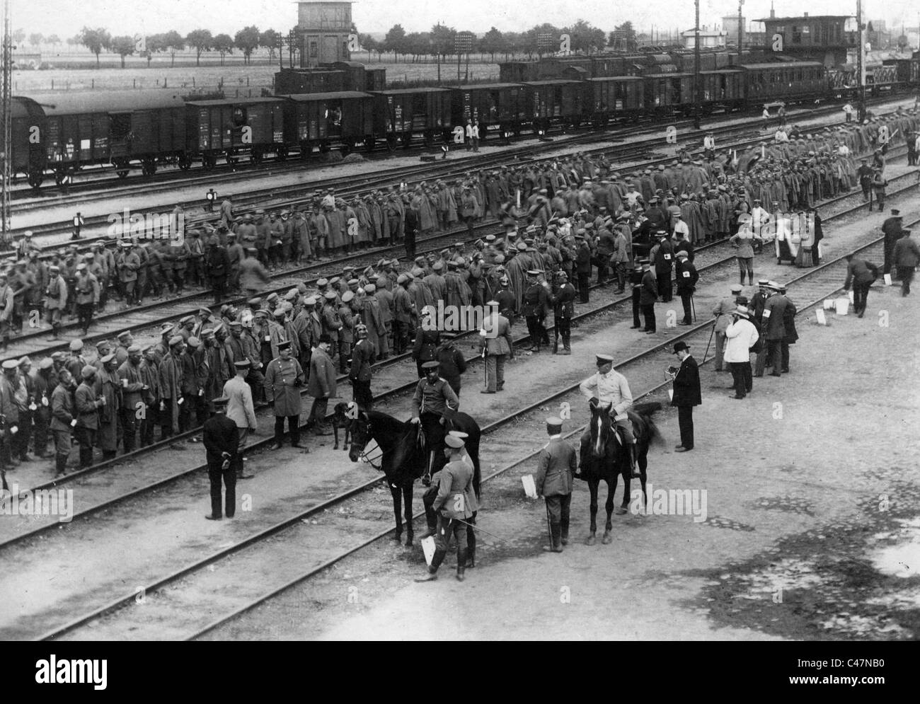 Russian prisoners of war in Hohensalza, 1914 Stock Photo - Alamy