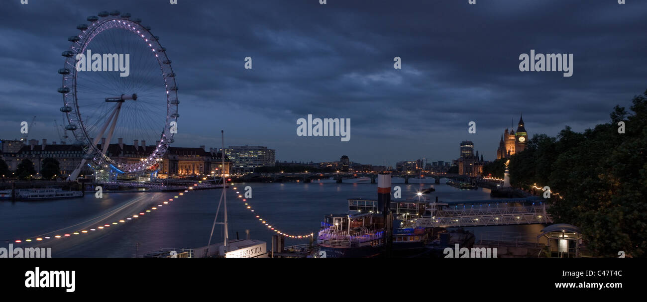 The London Eye at Night Stock Photo Alamy