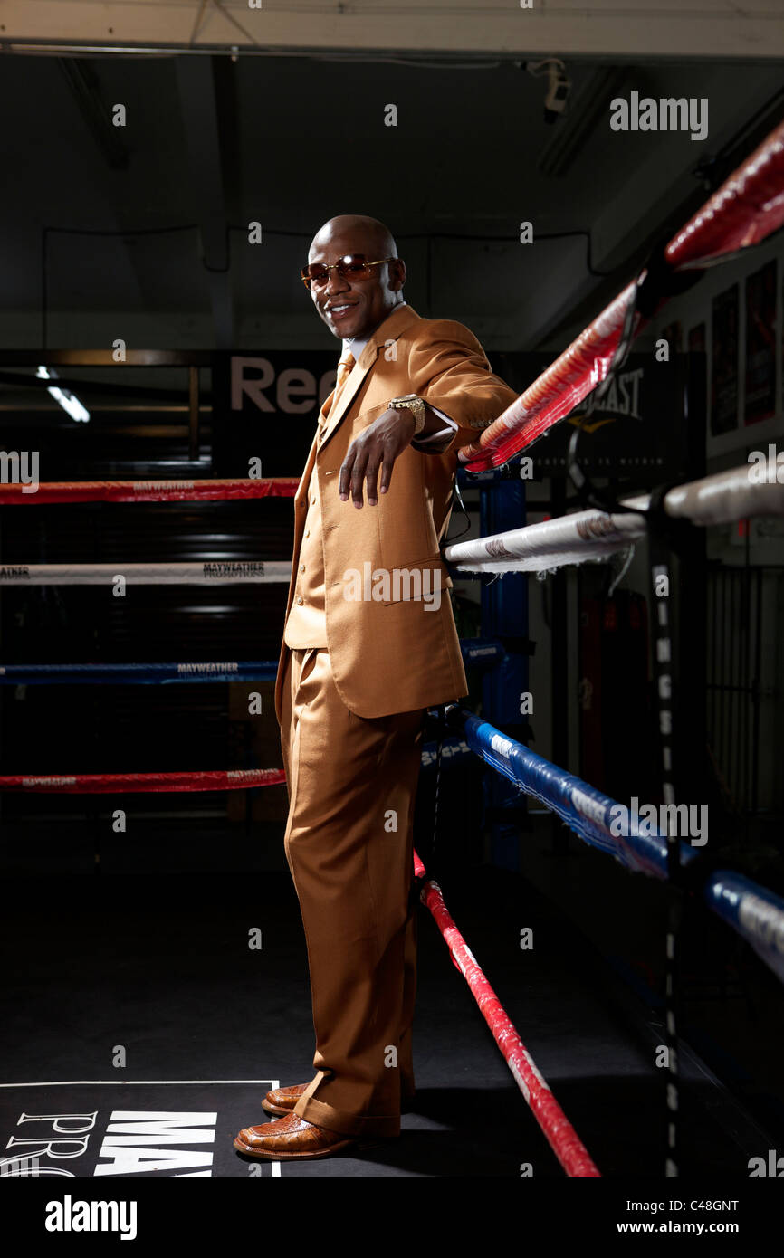 Floyd mayweather hi-res stock photography and images - Alamy
