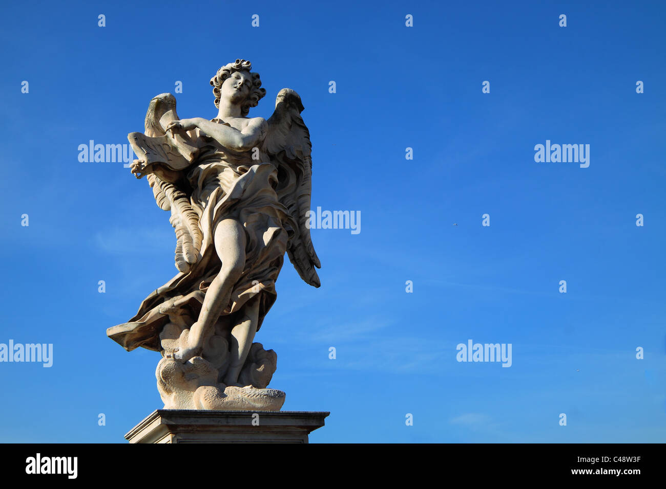 Angel statues bernini bridge angels hi-res stock photography and images ...