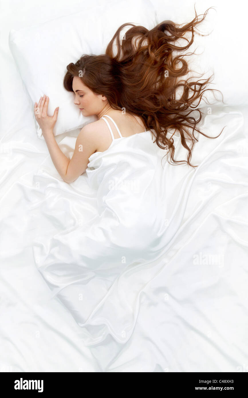 Woman Covered In Sheet High Resolution Stock Photography and Images Alamy