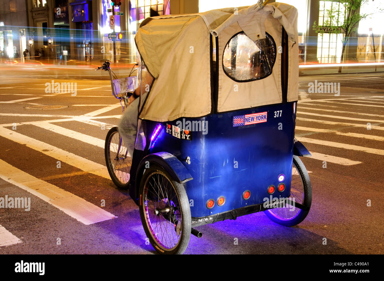 5 avenue, New York City, Popular bicycle cabby, 2011 Stock Photo