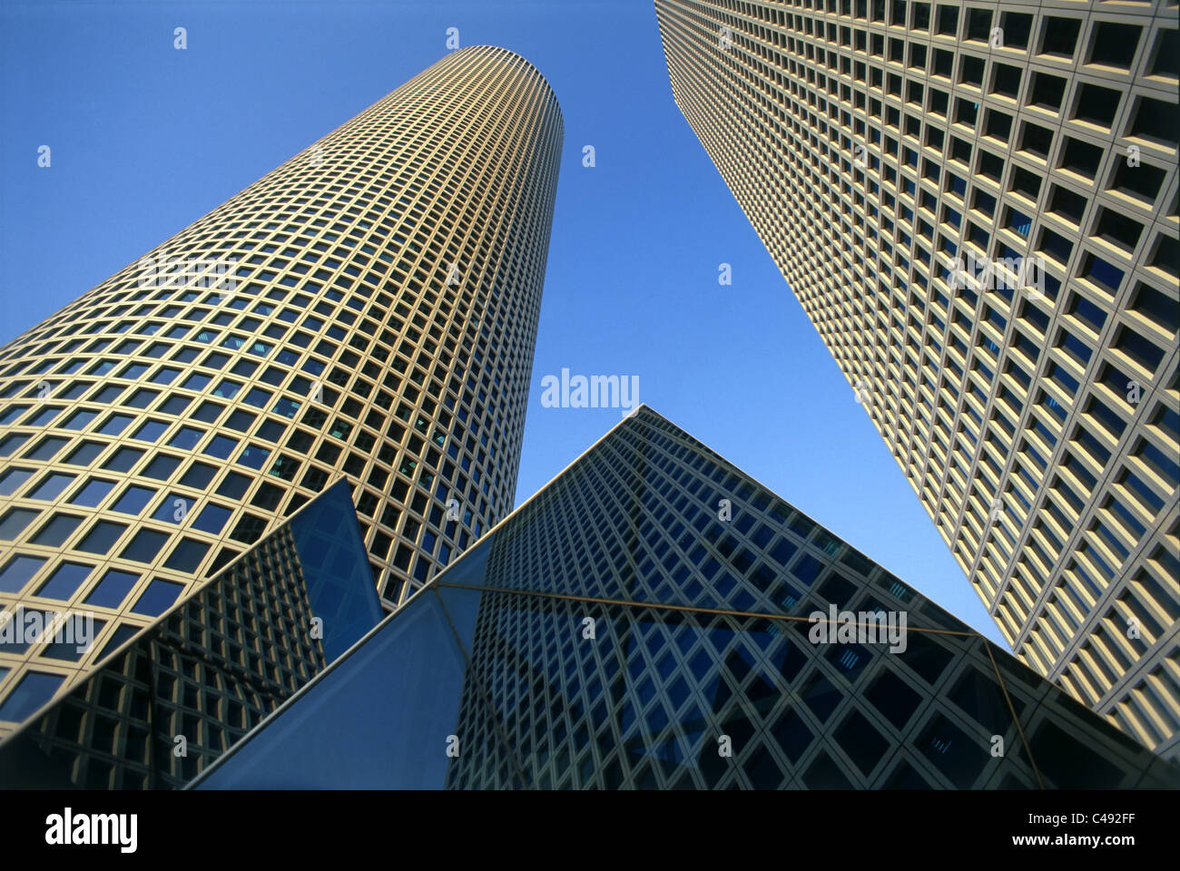 Photograph of the Azrieli towers in Tel Aviv Stock Photo - Alamy