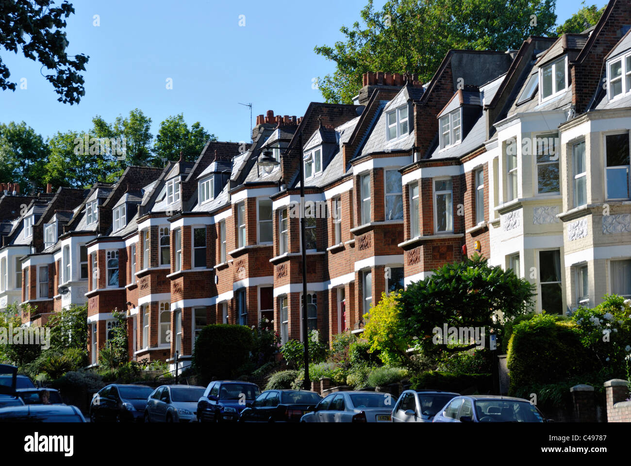 Terraced Houses In Highgate Hill London England Stock Photo Alamy terraced-houses-in-highgate-hill-london-england-stock-photo-alamy