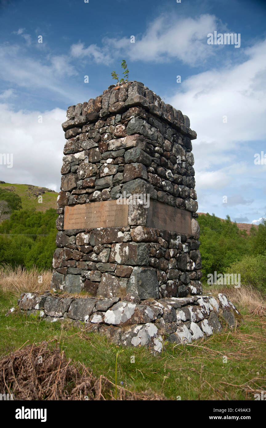 Island Memorial To The Local Songwriter Dugald MacPhail Who Lived On 