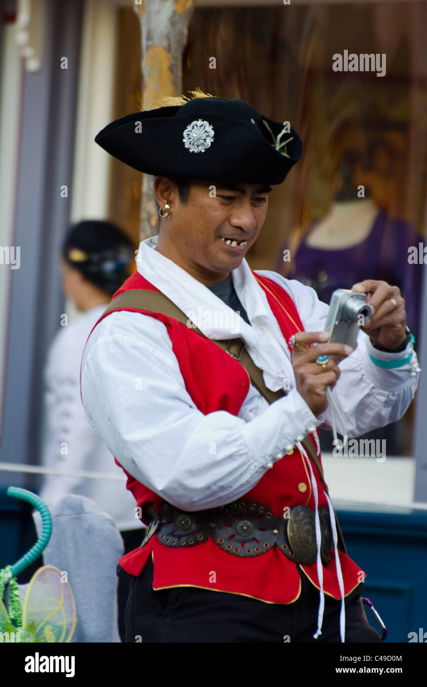 disneyland-halloween-party-costumes