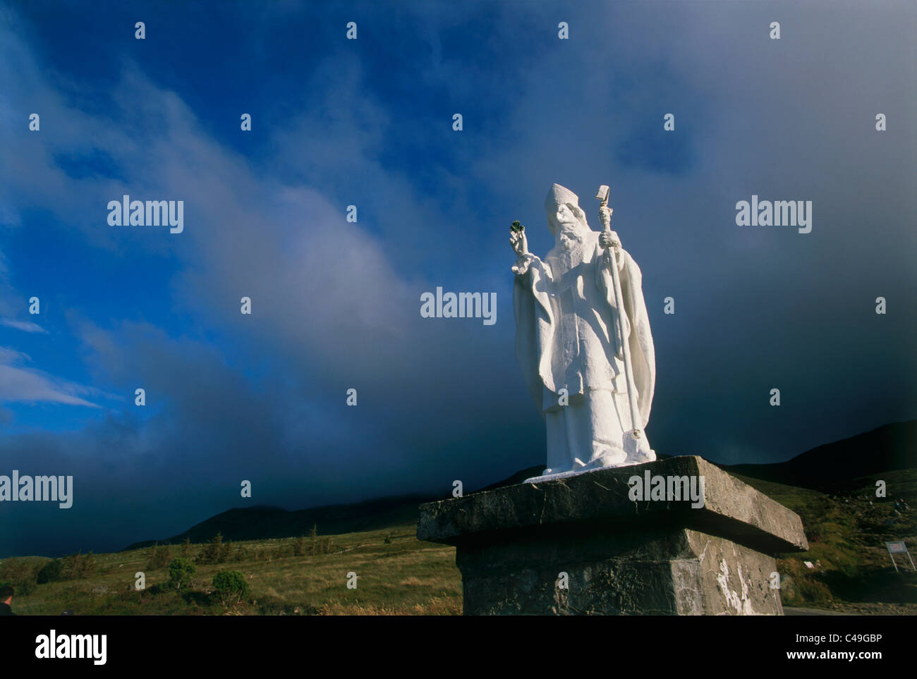 Photograph of a statue in Ireland Stock Photo - Alamy