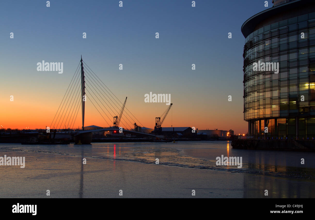 Media City Footbridge at dusk/sunset. Salford England Stock Photo - Alamy