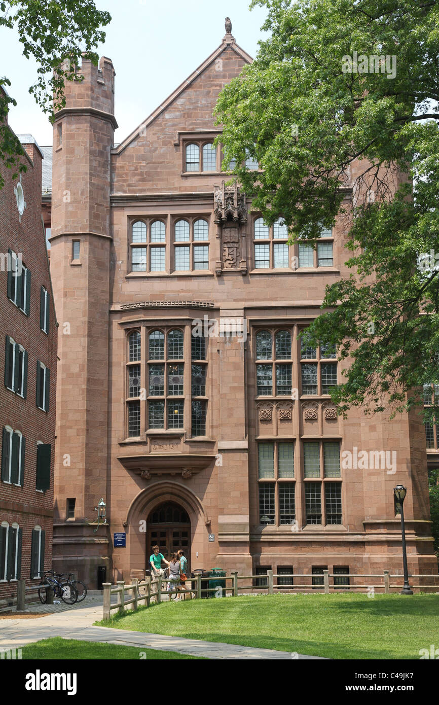 Yale Campus High Resolution Stock Photography and Images Alamy