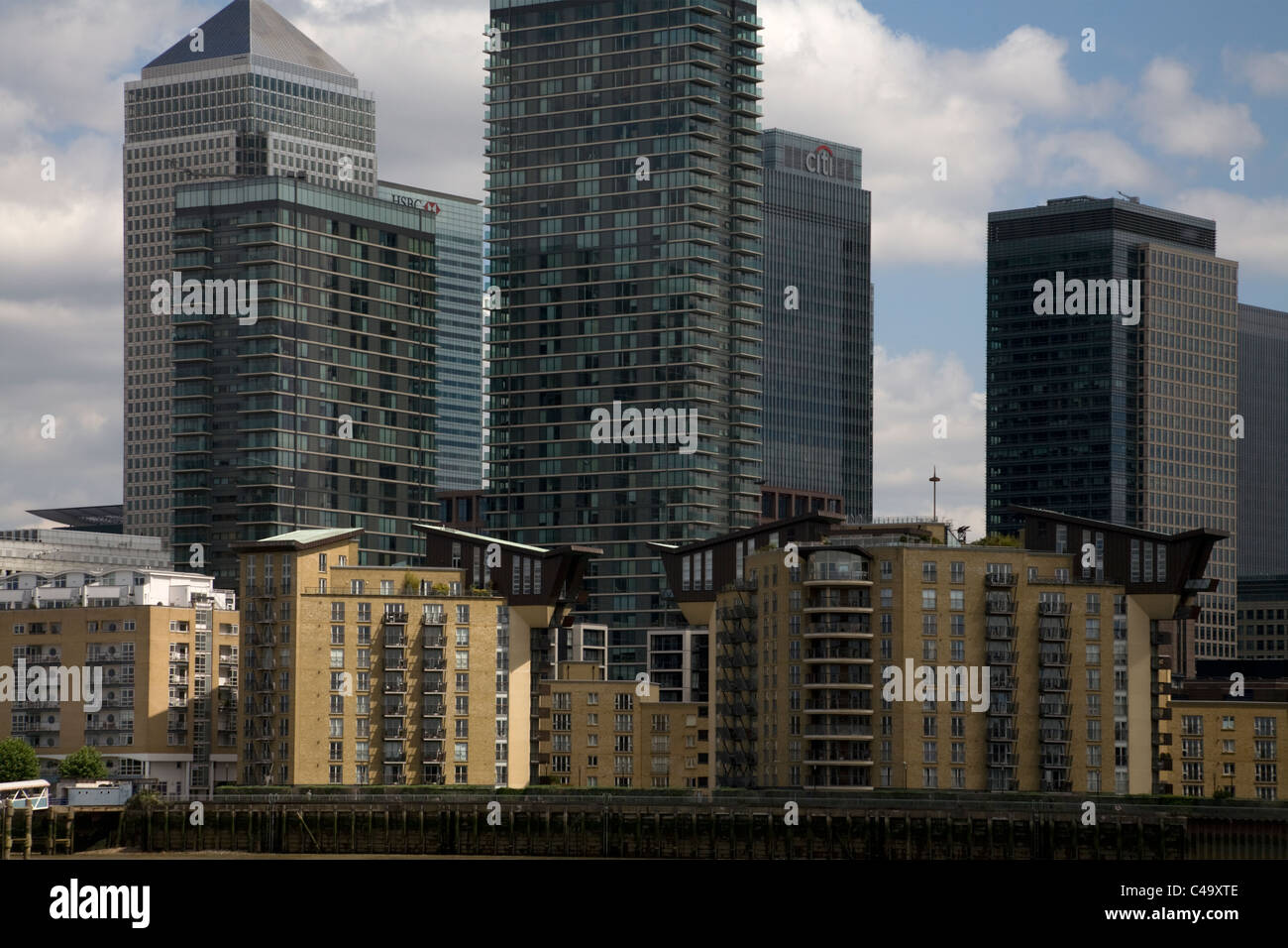 canary wharf docklands london england Stock Photo - Alamy
