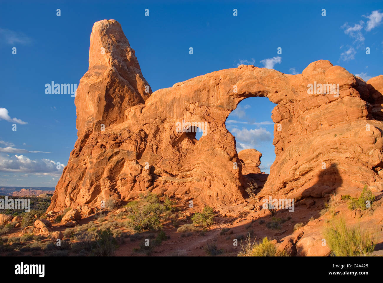 Morning light onTurret Arch, Arches National Park Utah USA Stock Photo