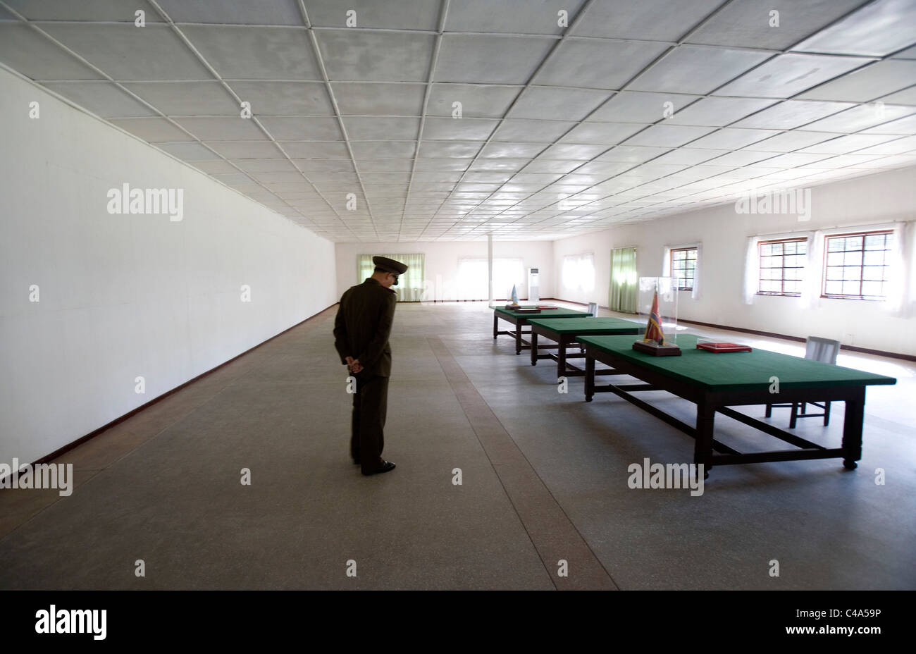 North Korean army soldiers on the 38th parallel at Panmunjom (North Korea, DPRK) Stock Photo