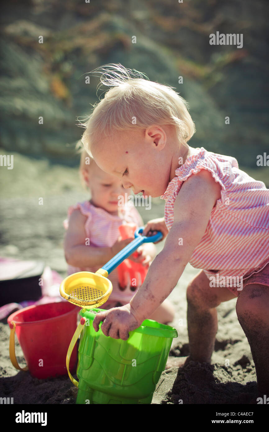 1 year old beach toys