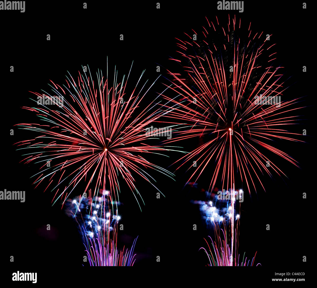 Colorful fireworks bursting bright light hi-res stock photography and ...