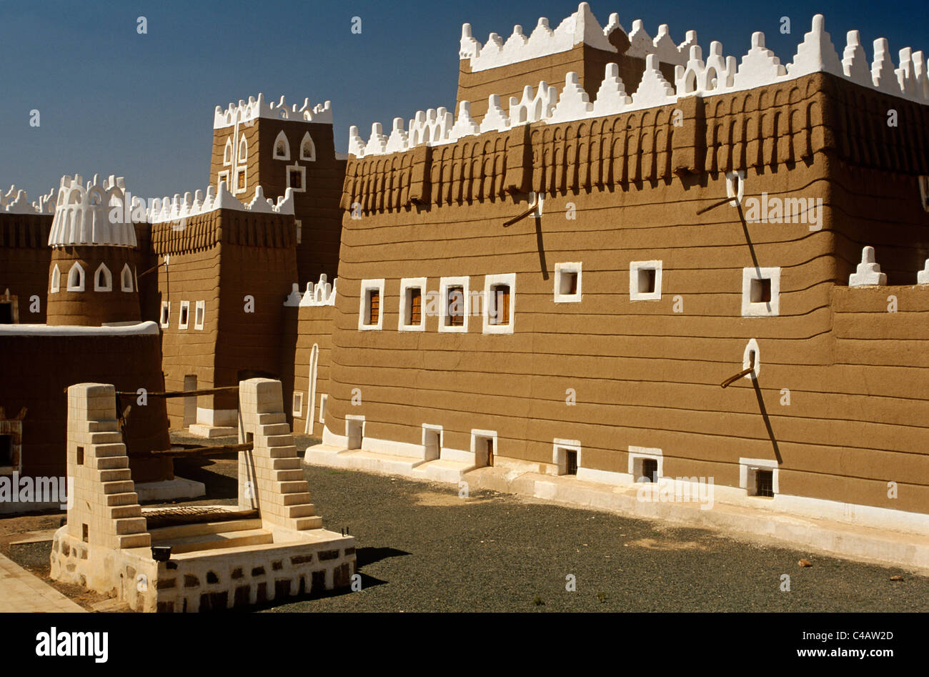 Saudi Arabia, Najran, Najran. Built in the 1940s, Najran Fort, or Qasr al-Imara, with its adobe walls Stock Photo