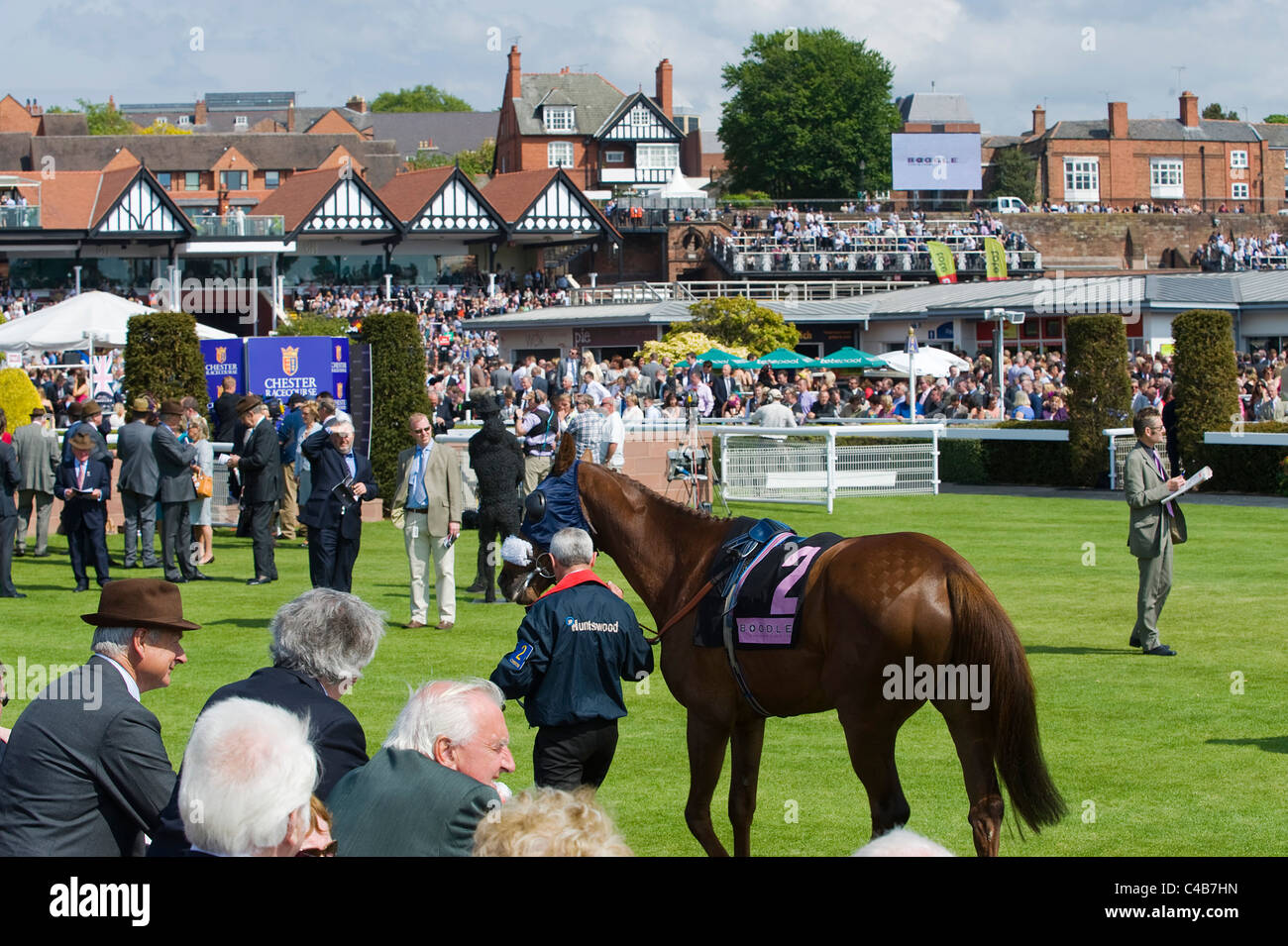 Chester races england uk hi-res stock photography and images - Alamy