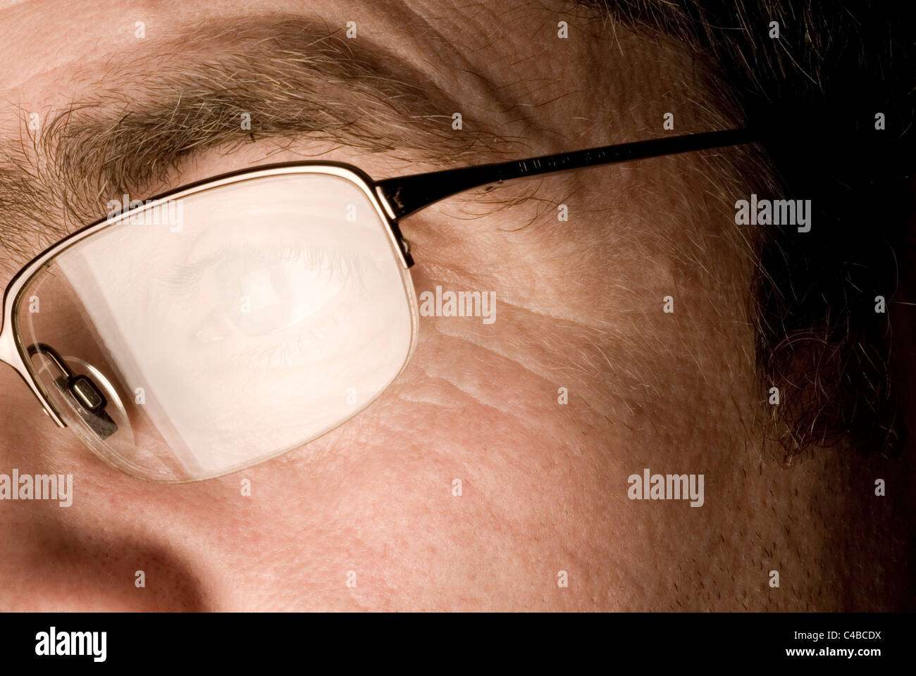 Computer reflection screen hires stock photography and images Alamy