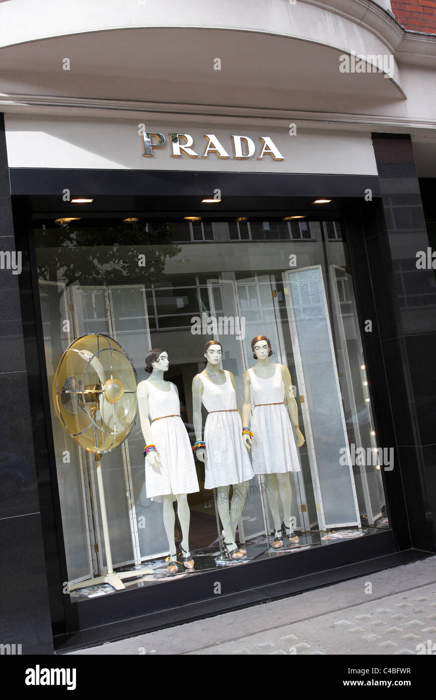 Prada high fashion outlet in Sloane Street, London Stock Photo - Alamy