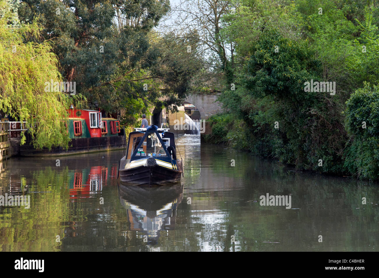 Canal boat on Kennet and avon canal taken at Bradford on Avon Stock Photo