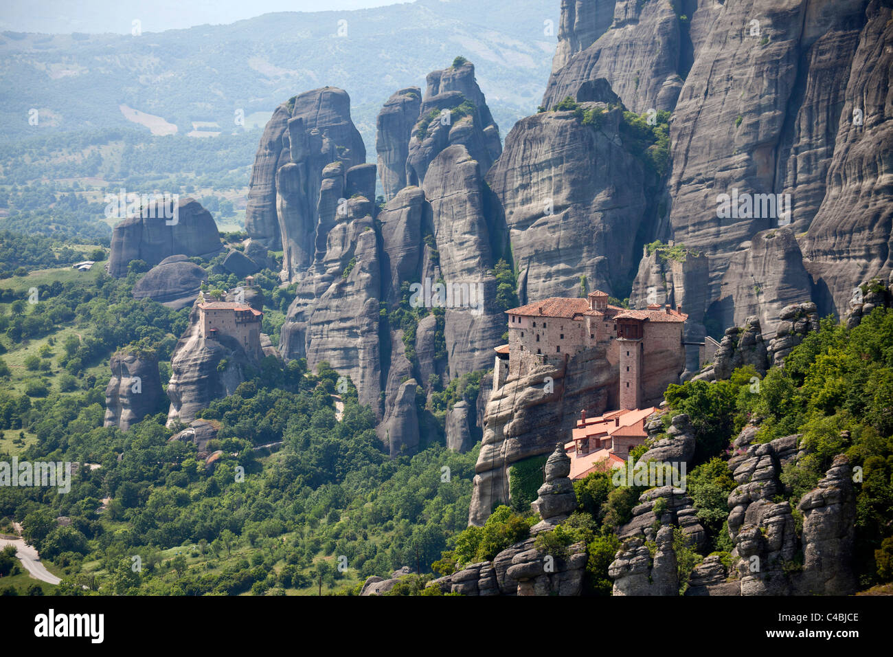 The Meteora complex of Eastern Orthodox monasteries, UNESCO World Heritage in the Plain of Thessaly, Greece Stock Photo