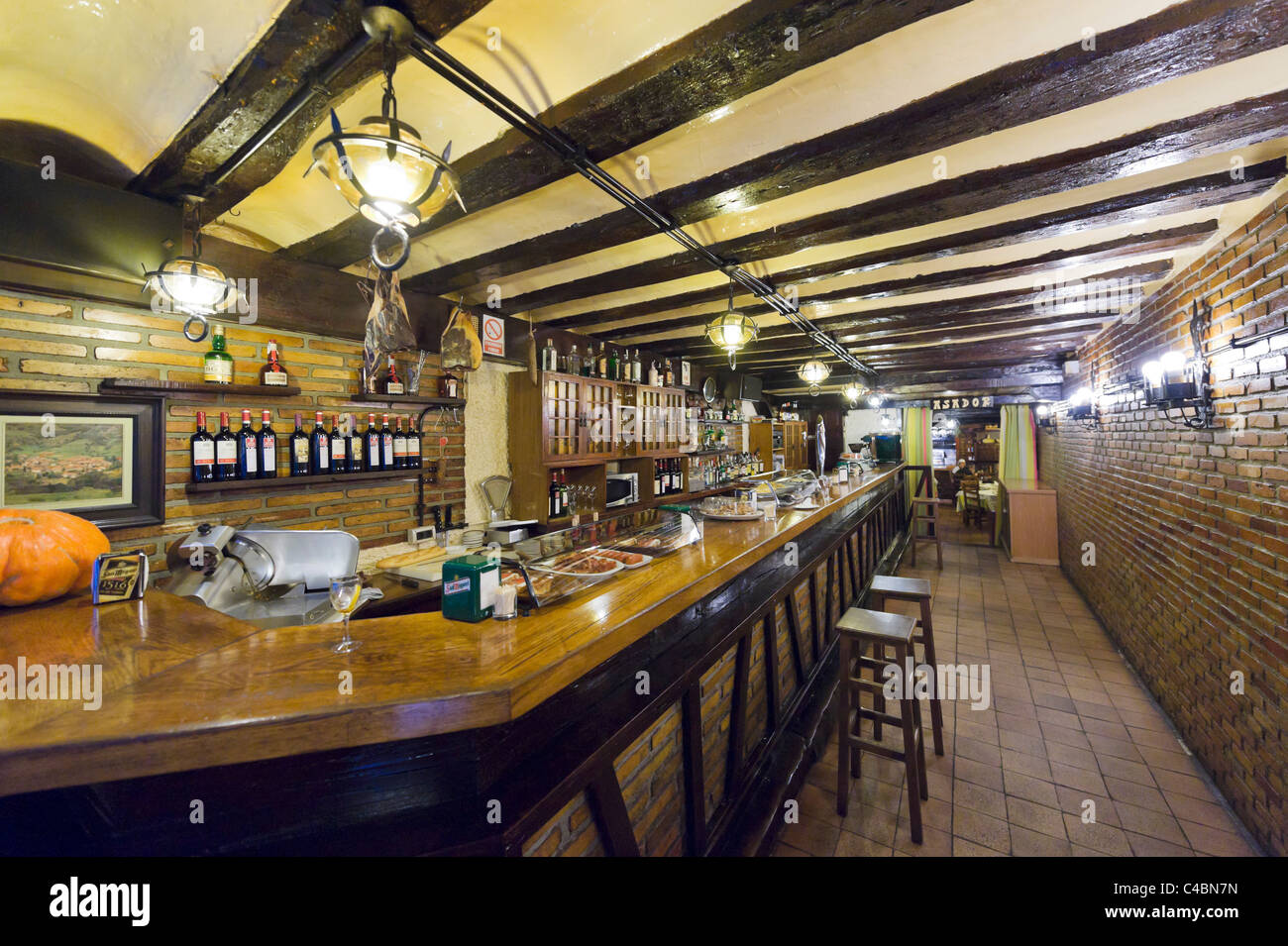 Tapas bar in the historic old town (Casco Viejo), Pamplona, Navarra, Spain  Stock Photo - Alamy