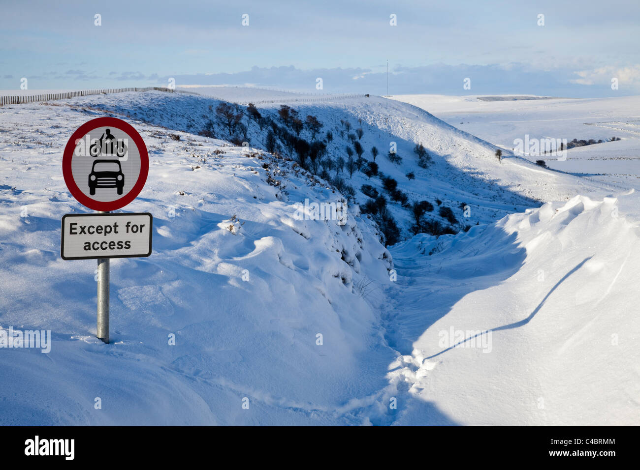 Prohibition sign no vehicles hires stock photography and images Alamy