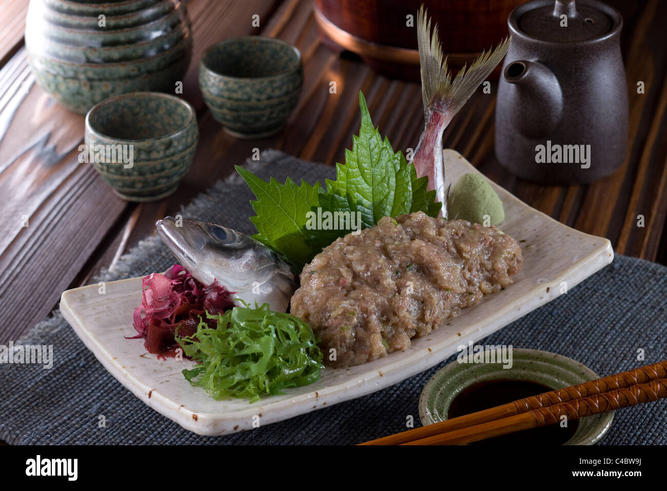Aji no tataki hi-res stock photography and images - Alamy