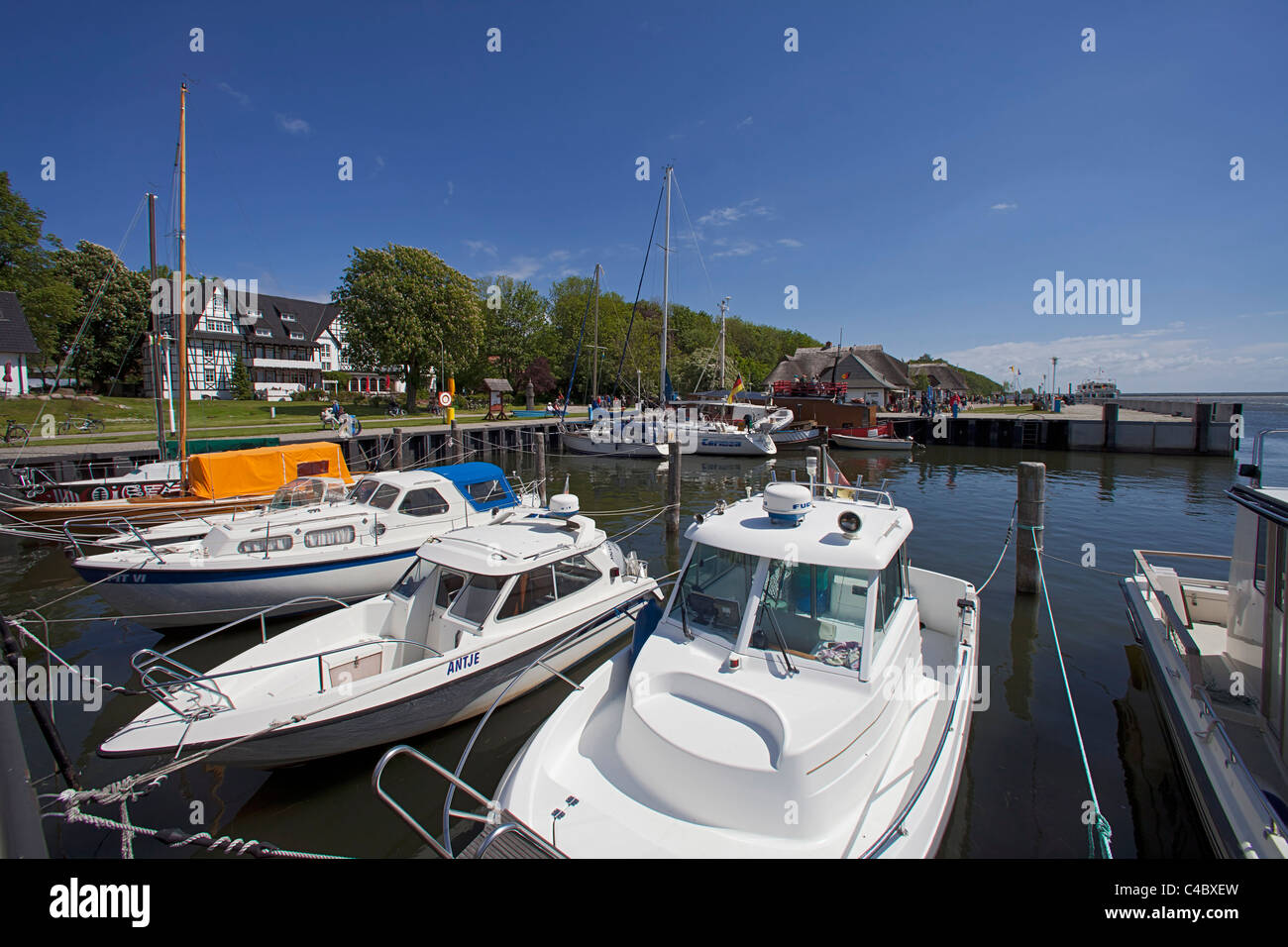 Boat Boats Ship Ships High Resolution Stock Photography and Images - Alamy