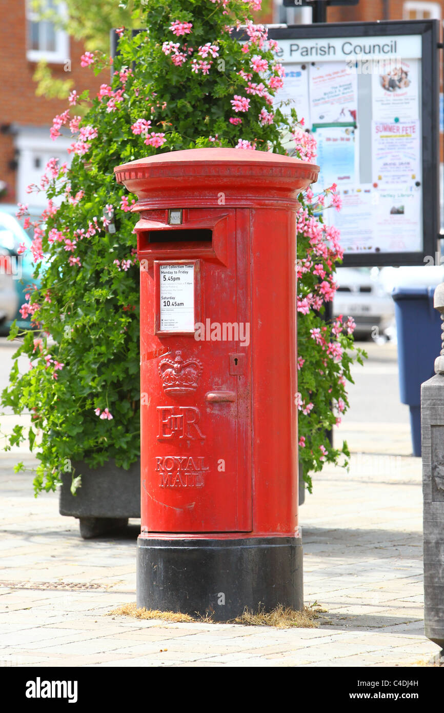 Red Post Box in Hamble Village Stock Photo