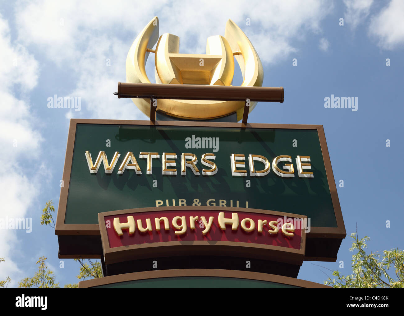 Hungry horse pub hires stock photography and images Alamy