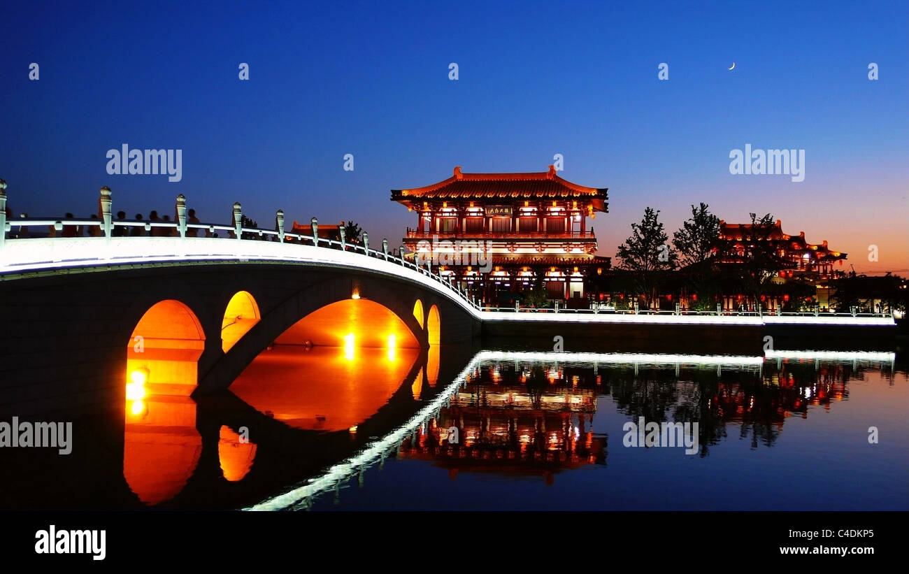 Night scenes of Tang Paradise in Xian, China Stock Photo Alamy