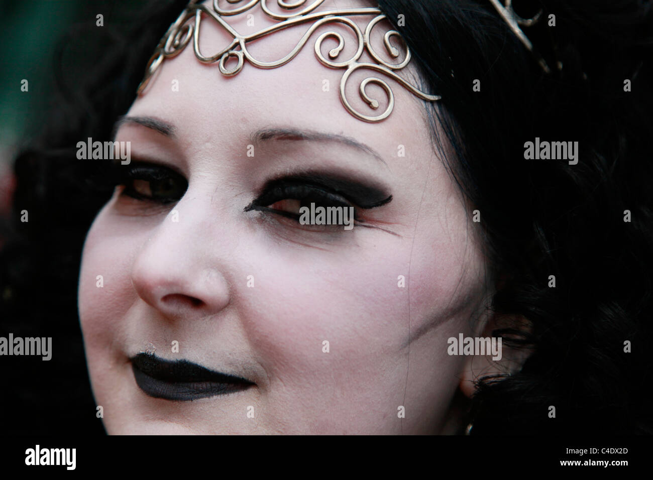 WGT 2011, Festivalbesucher, Leipzig  Gothic fashion, Gothic lolita,  Steampunk girl