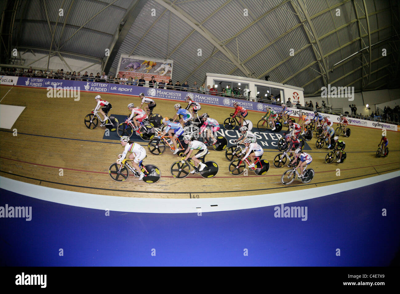 cycling scratch race