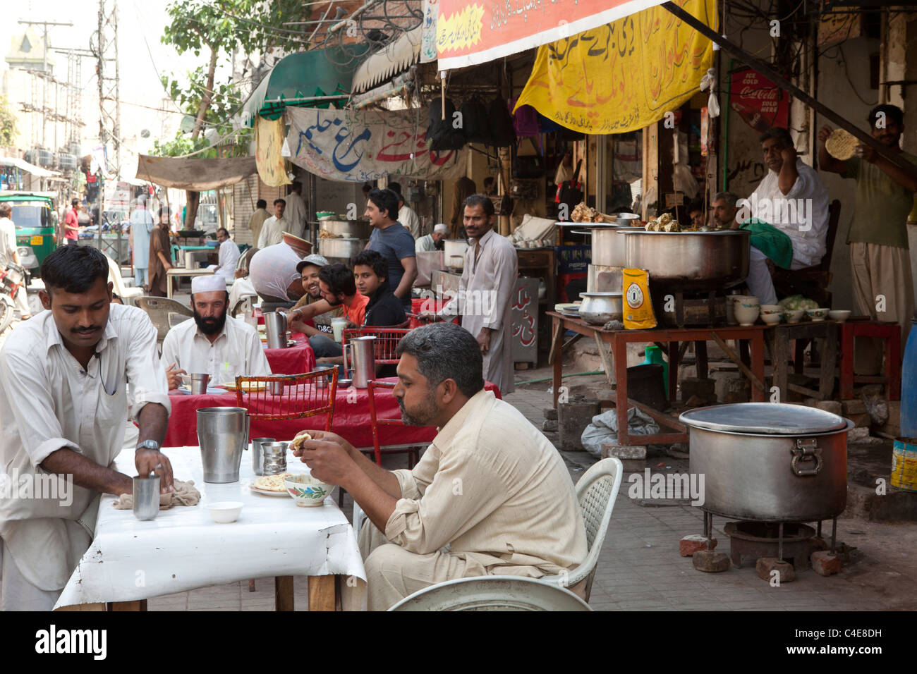 market in Lahore Stock Photo Alamy