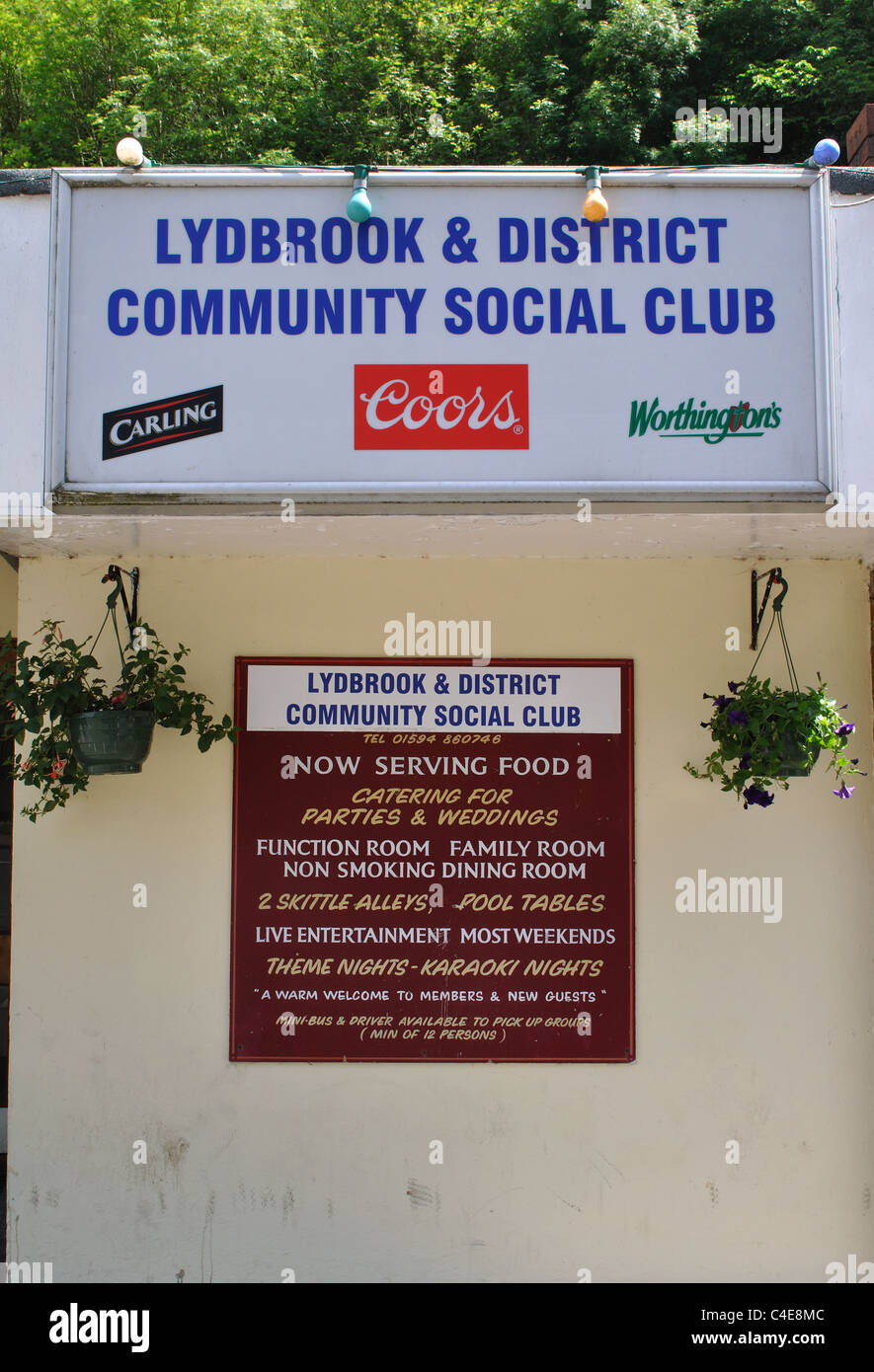 Lydbrook and District Community Social Club sign, Lower Lydbrook, Gloucestershire, UK Stock Photo