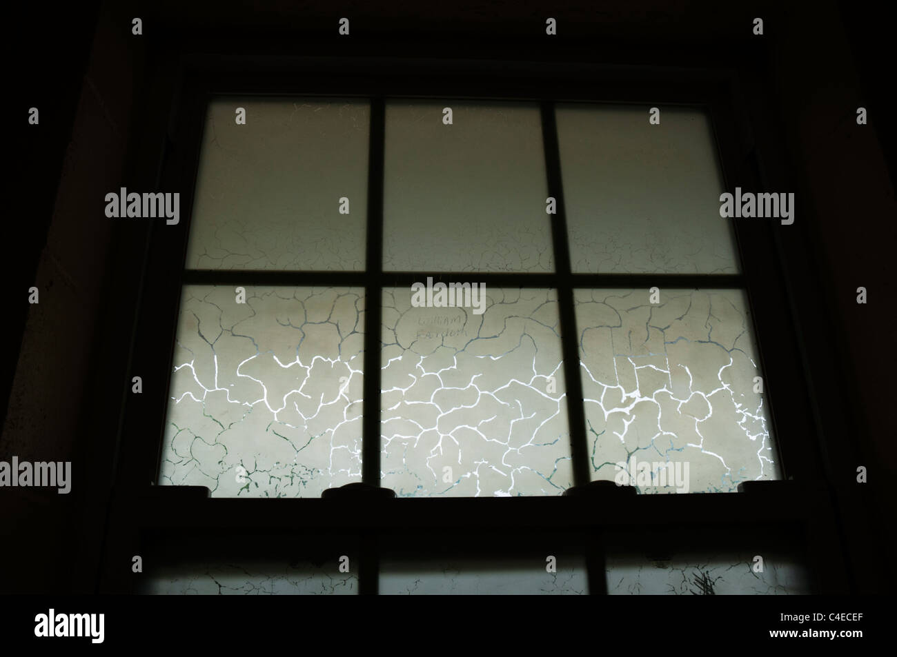 Oddly cracked patterns in frosted bathroom window Florida Stock Photo Alamy