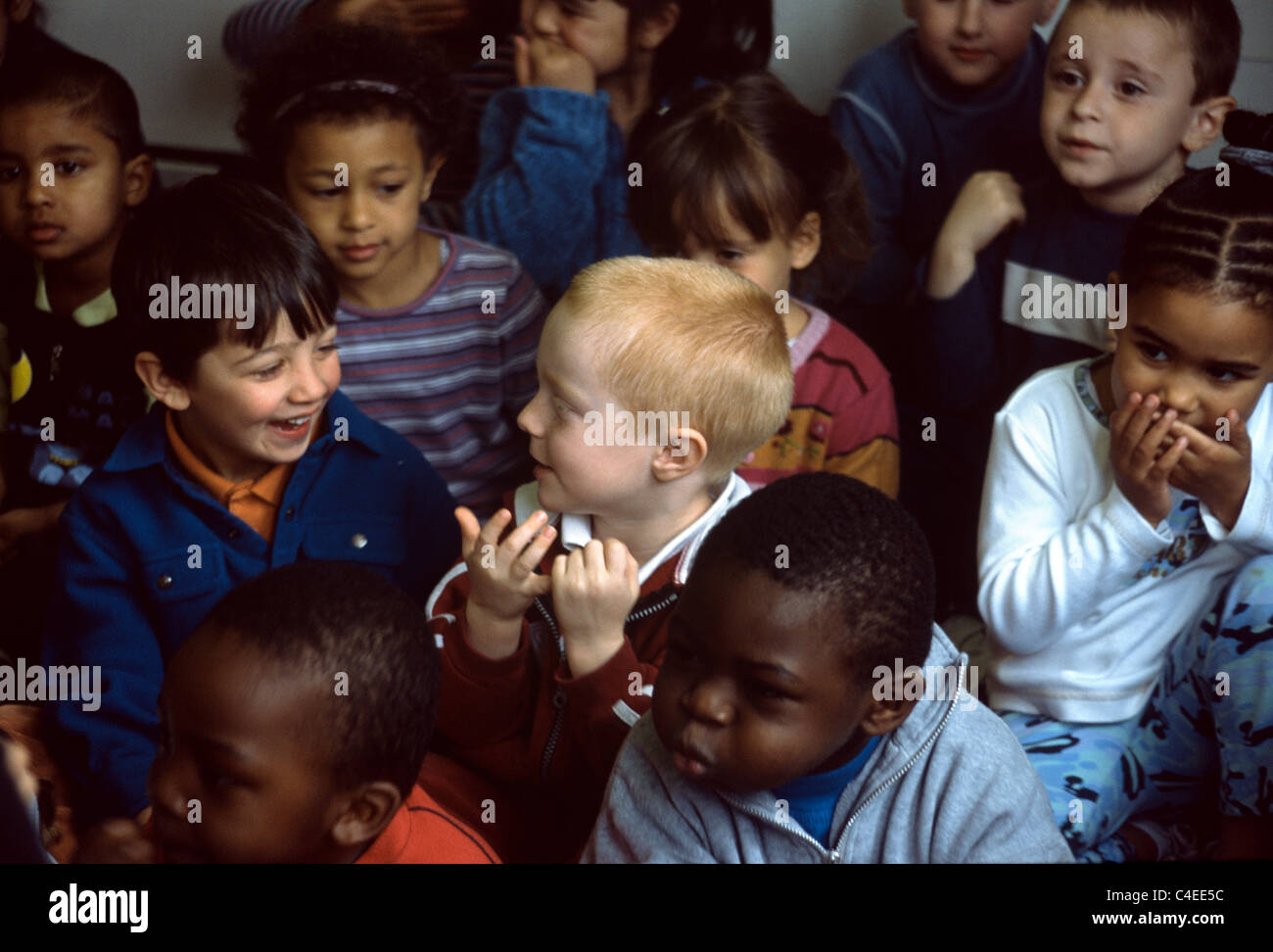 Mixed racial school children hi-res stock photography and images - Alamy