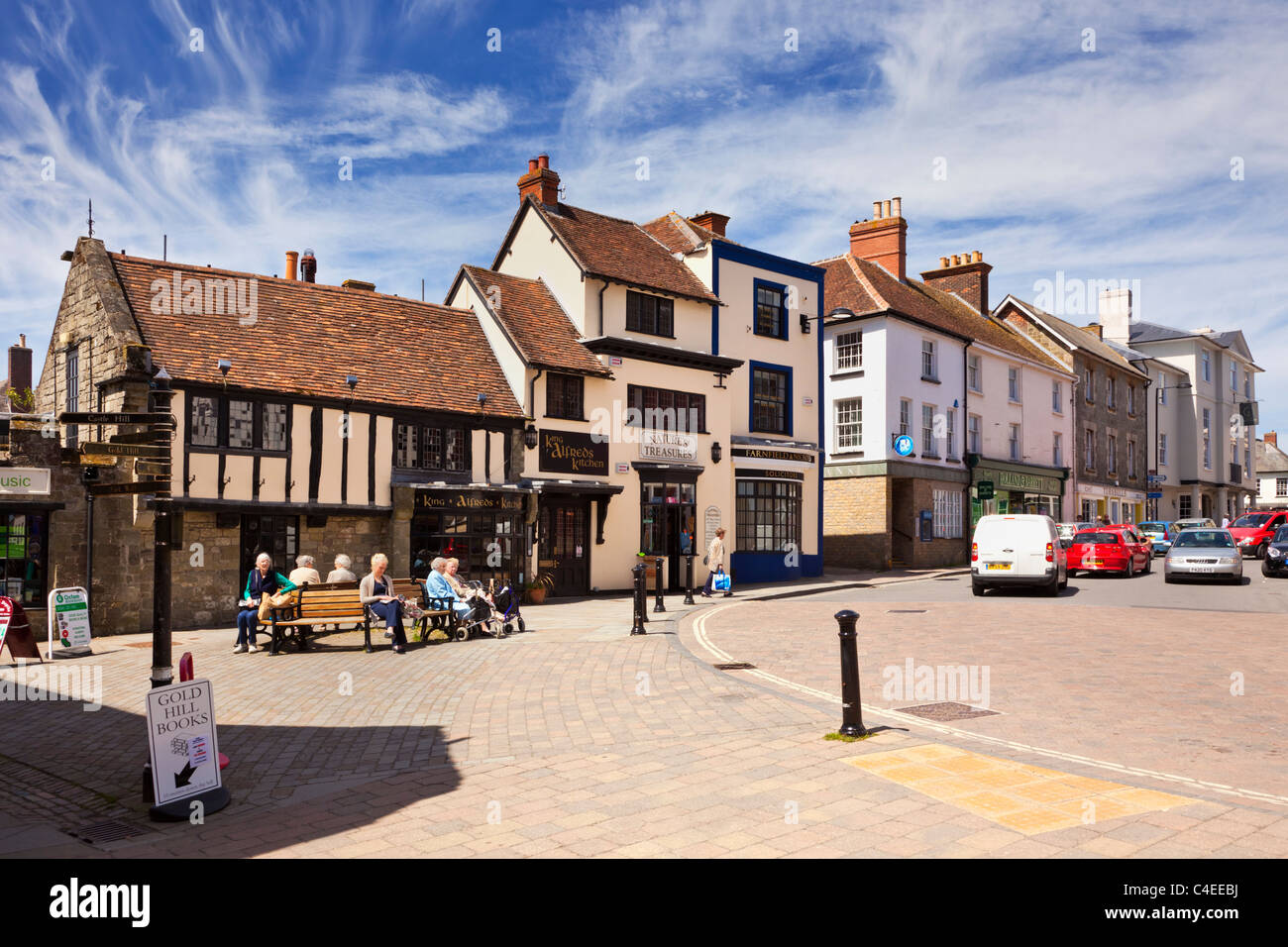 Old high street scene in Shaftesbury, Dorset, England UK Stock Photo