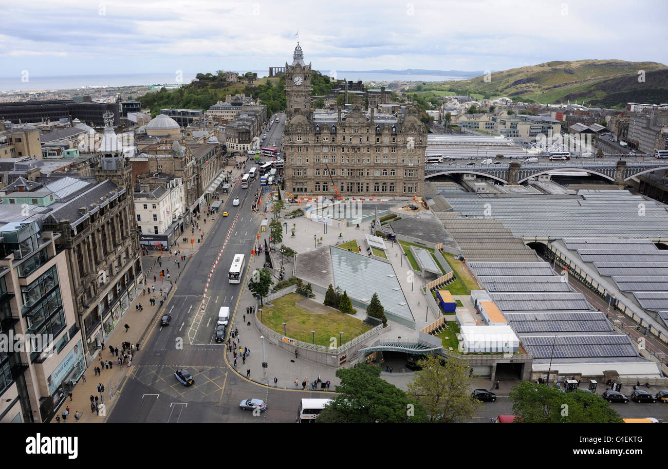 The Balmoral Hotel, centre, on Princes Street, Edinburgh. On the left are the shops and to the right is Waverley Station. Stock Photo