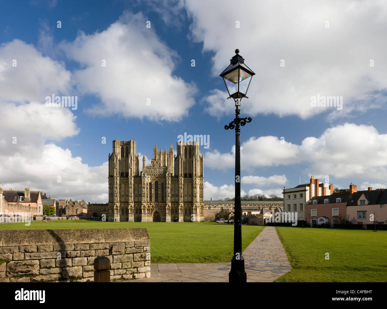 Wells Somerset Cathedral Hi res Stock Photography And Images Alamy wells-somerset-cathedral-hi-res-stock-photography-and-images-alamy