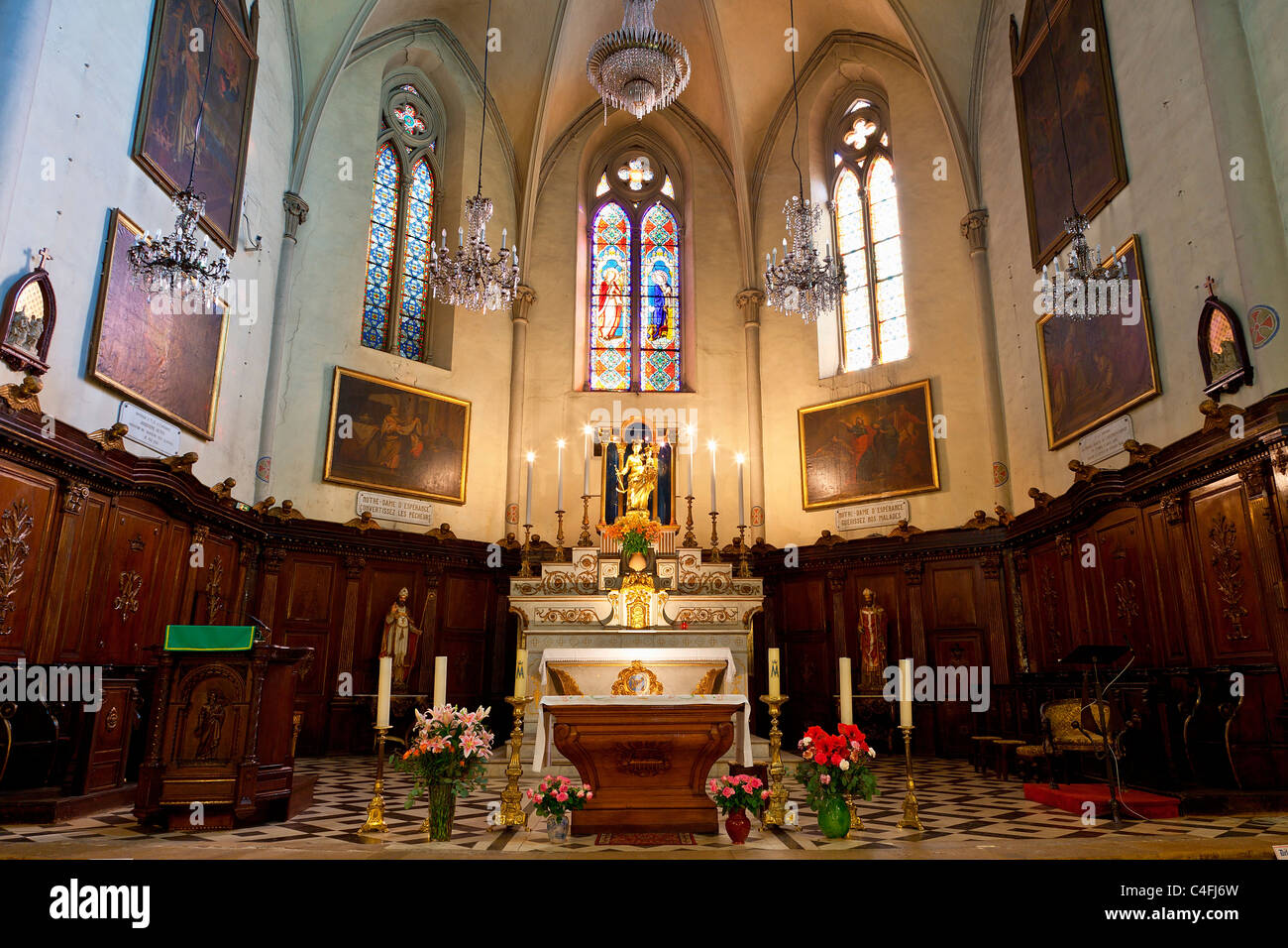 Old town cannes hires stock photography and images Alamy