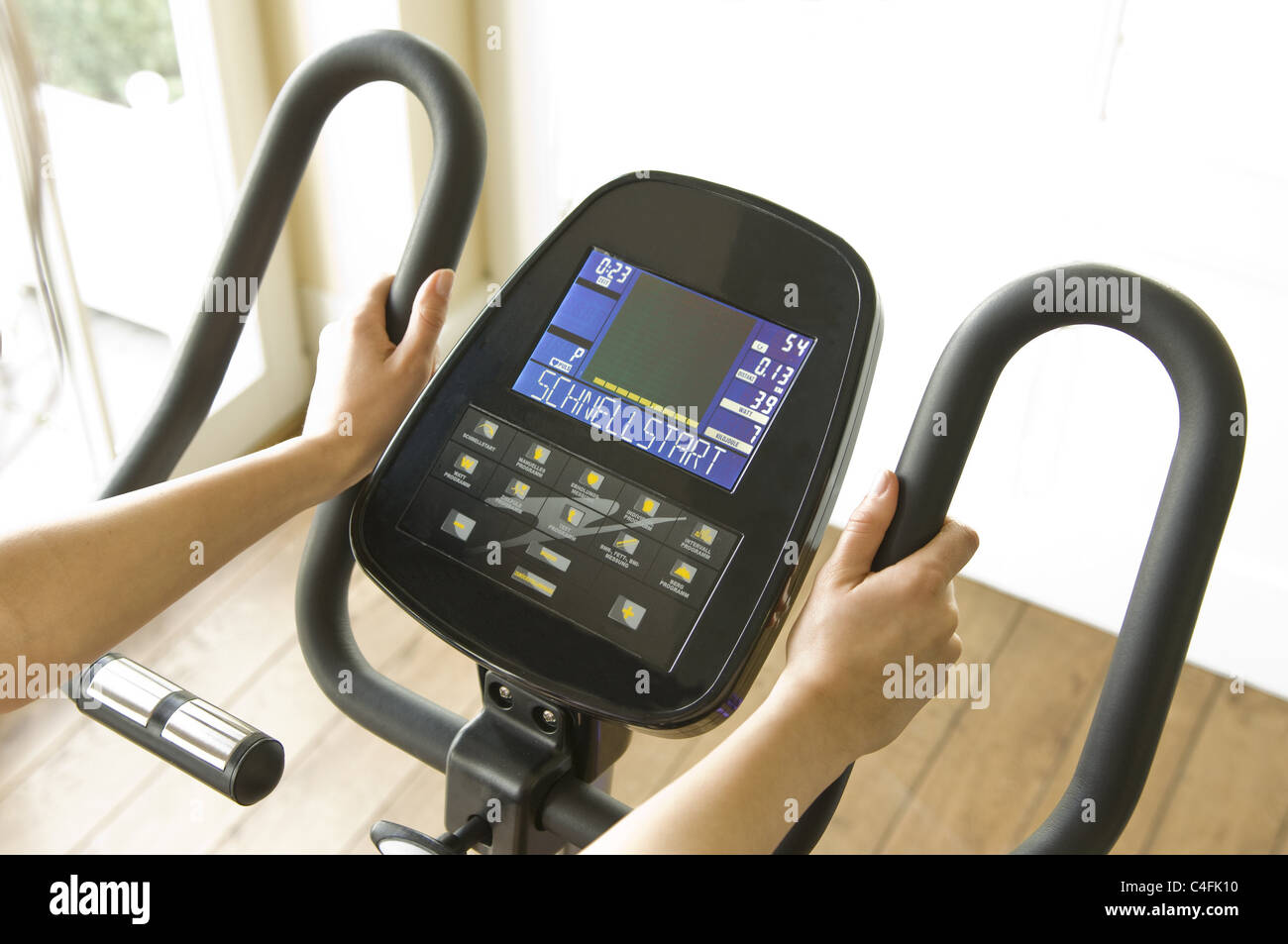 Hometrainer hi-res photography and images - Alamy
