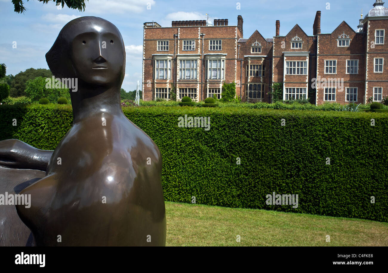 'Reclining Figure: Angles' Henry Moore sculpture in the grounds of Hatfield House. Stock Photo