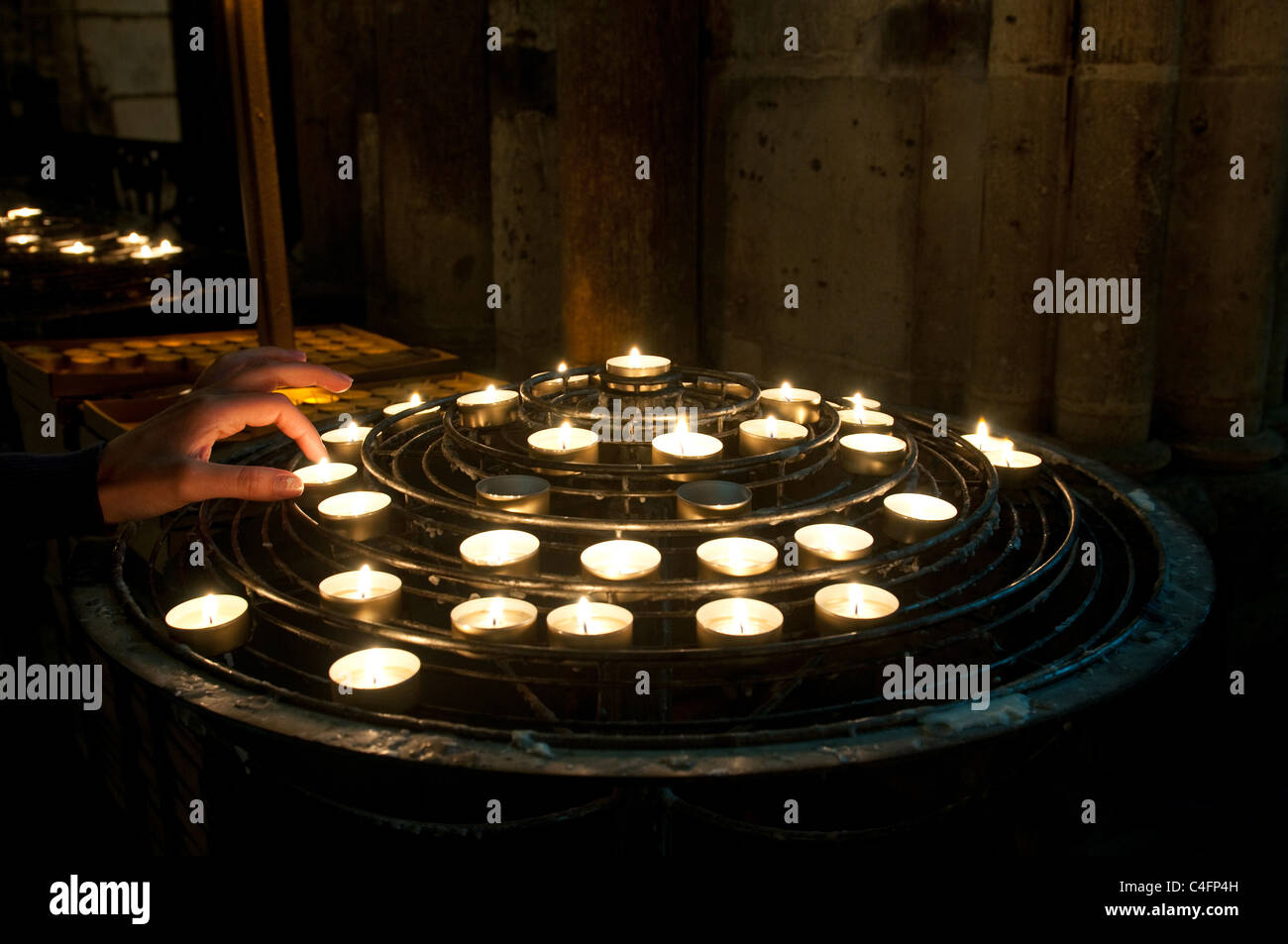 Candles in NotreDame de Paris Stock Photo Alamy