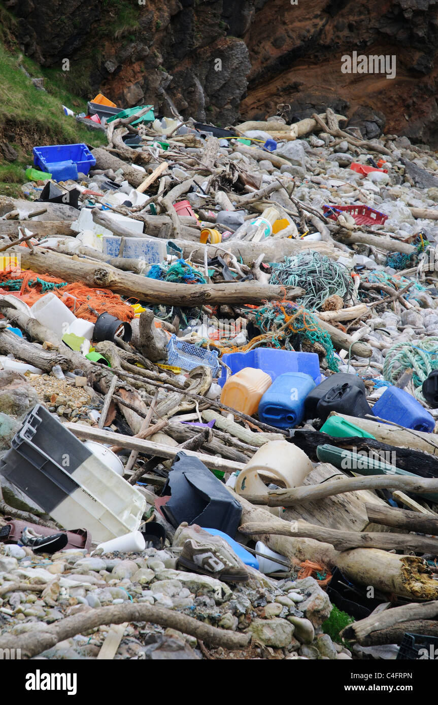Rubbish washed up on a beach in Wales Stock Photo