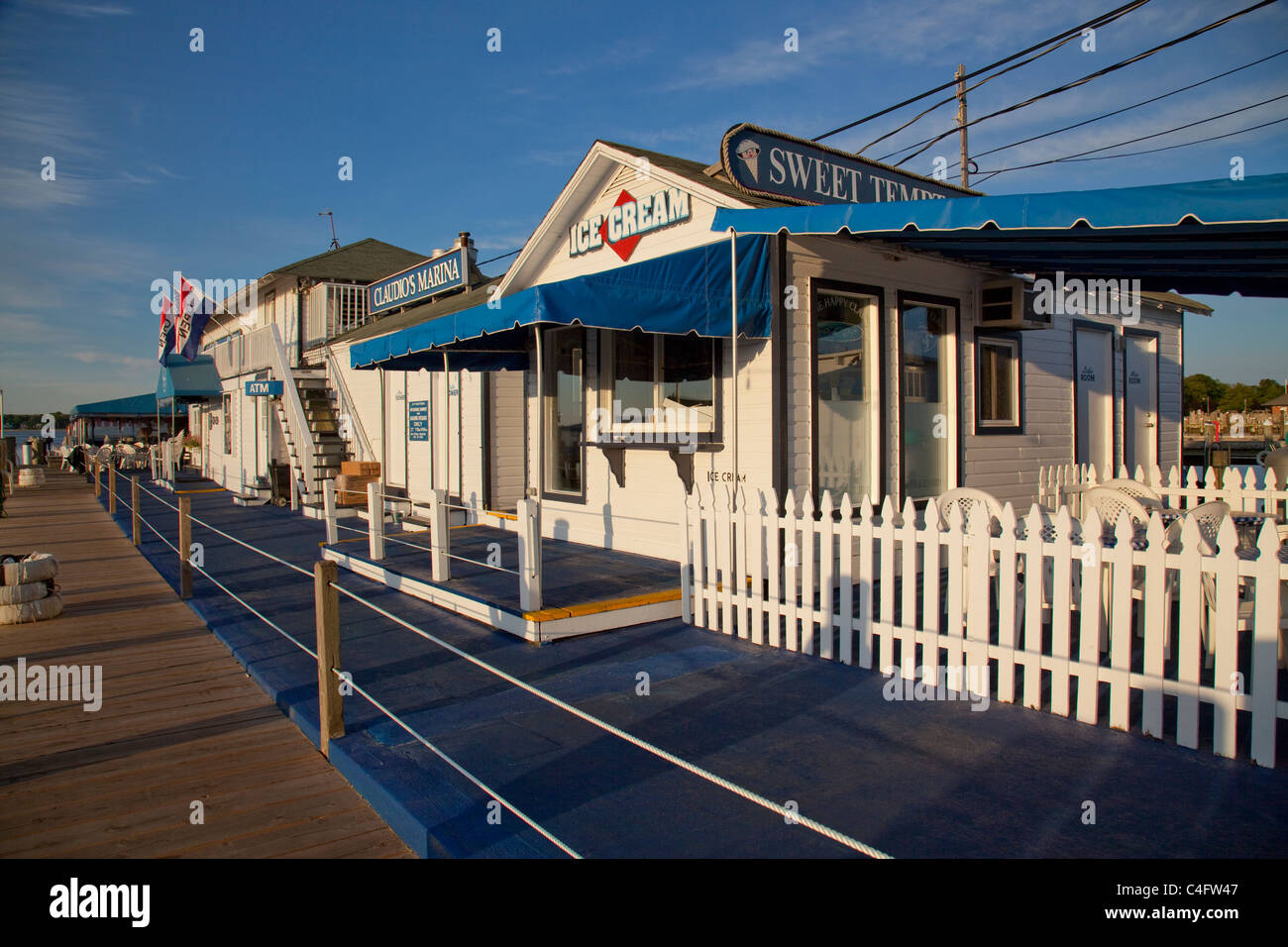 Greenport summer dock pier wharf hires stock photography and images Alamy