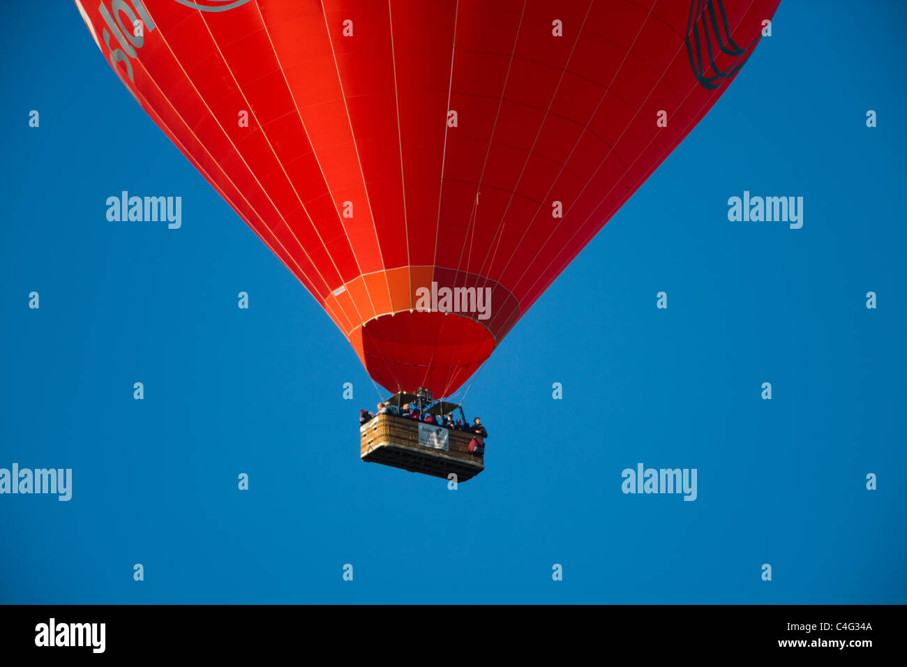 Original 106 5 hot air balloon hi-res stock photography and images - Alamy