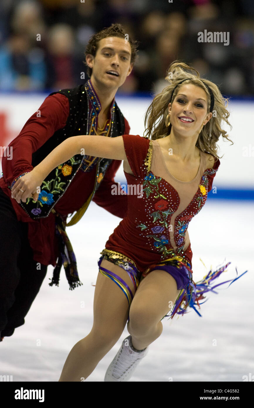 Sarah Arnold and Justin Trojek compete at the 2010 BMO Skate Canada National Championships in London, Ontario, Canada. Stock Photo