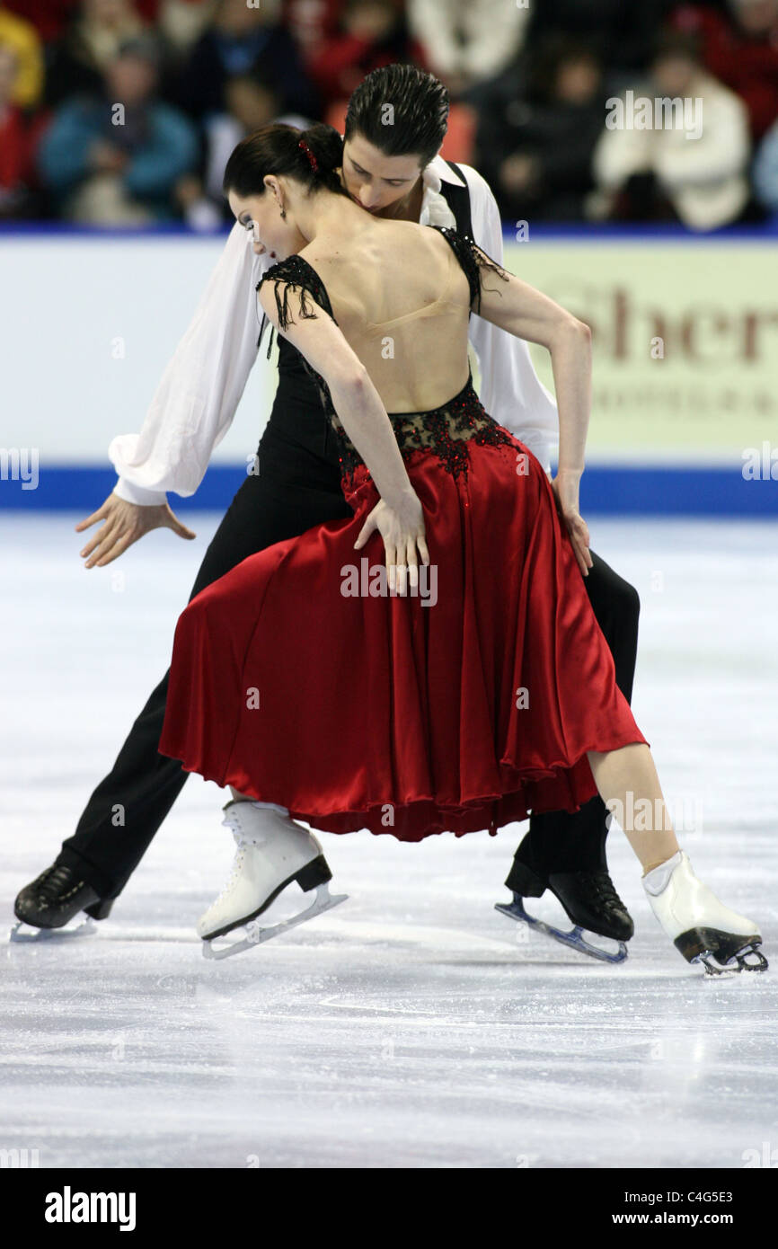 2010 Olympic, Canadian and World Ice Dance champions, Canada's Tessa Virtue and Scott Moir compete at the 2010 BMO Skate Canada. Stock Photo