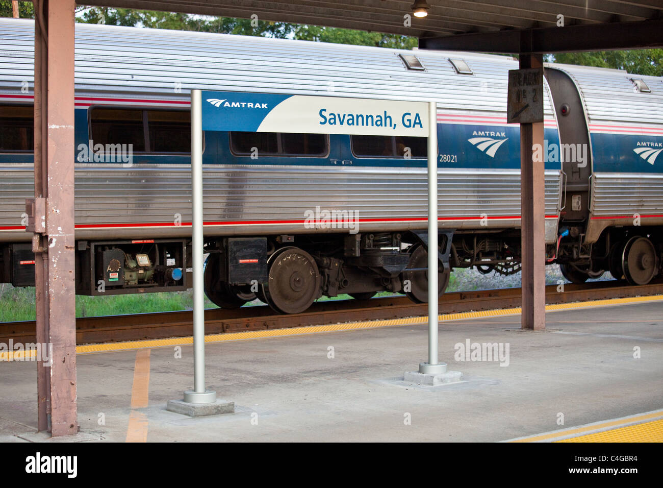 Amtrak Railway Station in Savannah, Georgia Stock Photo - Alamy